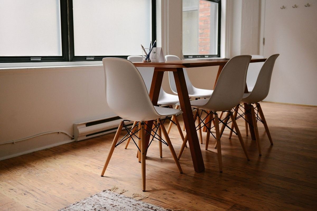 Meeting room with chairs and a whiteboard